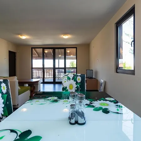 Стаи За Гости- Вила Искра2 Holiday home Byala (Varna)