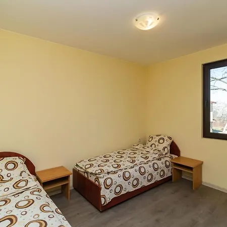 Holiday home Стаи За Гости- Вила Искра2 Byala (Varna)